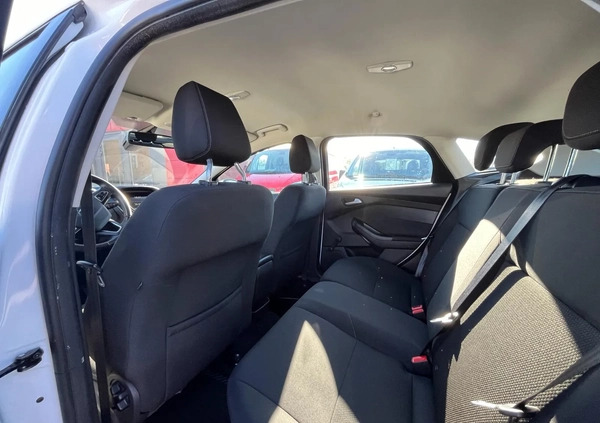 Ford Focus cena 28700 przebieg: 217830, rok produkcji 2014 z Sulechów małe 352